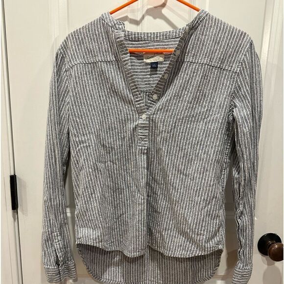 Universal Thread small high low shirt - Picture 1 of 4